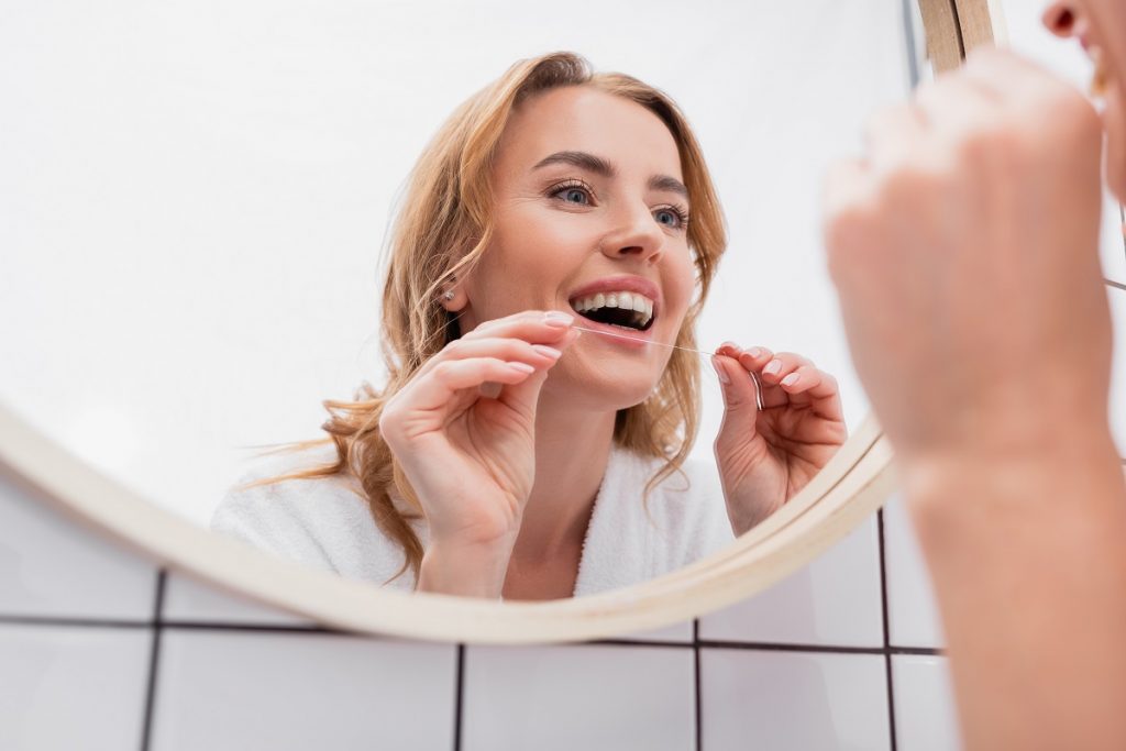 Tips-in-Keeping-Your-Teeth-Clean-from-a-Holistic-Orange-County-Ca-Dental-Implant-Specialist